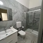 The Rock House Con Bagno Privato Self Check-in Piacenza