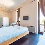 The Rock House Con Bagno Privato Self Check-in 3* Piacenza