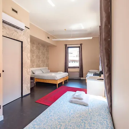 The Rock House Con Bagno Privato Self Check-in 3* 皮亚琴察